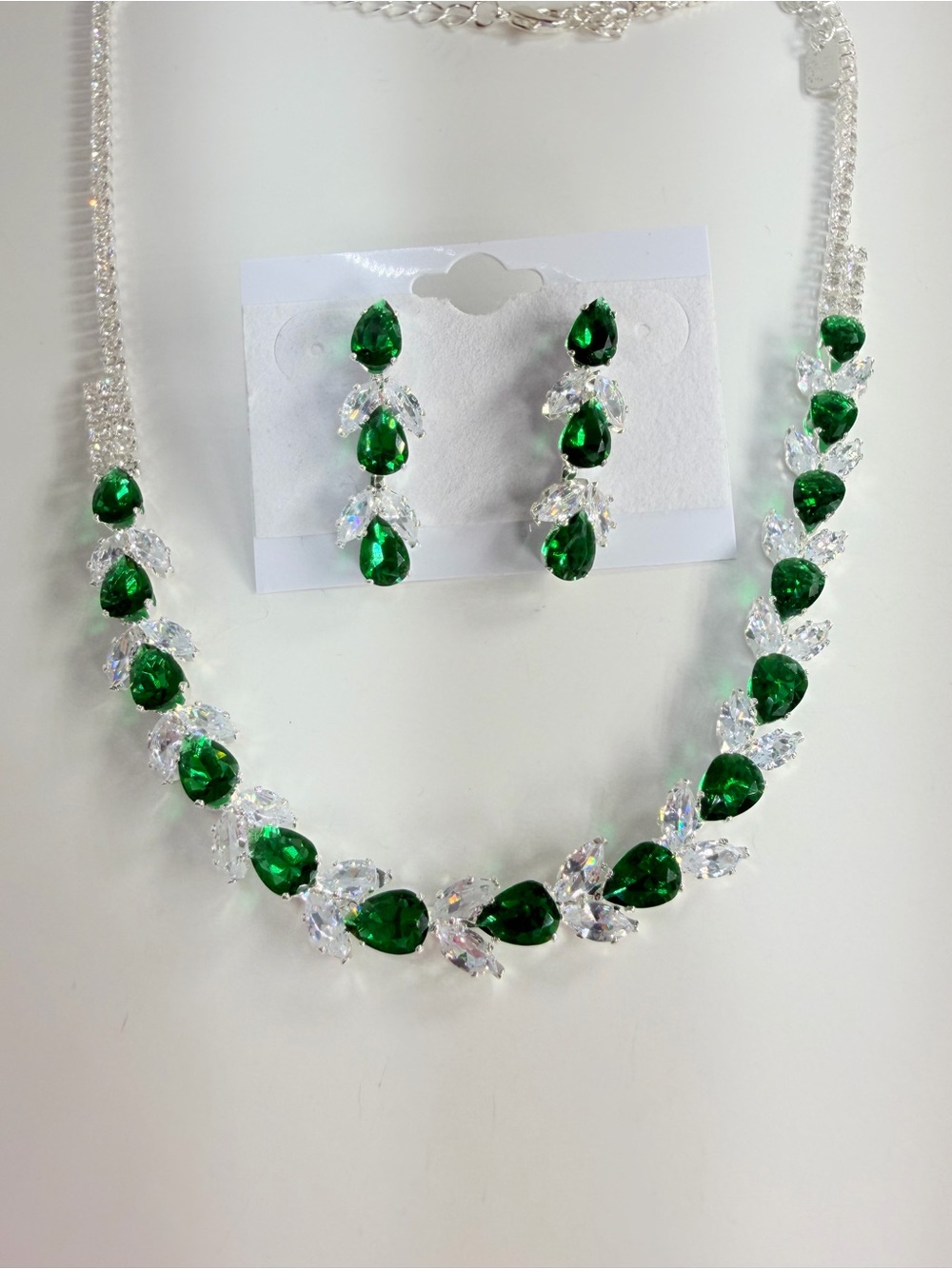 Green Teardrop Crystal Necklace & Earrings Set - Silver Tone